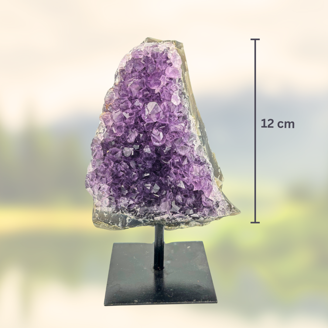 Amethyst‑Stein auf Ständer - Größe L