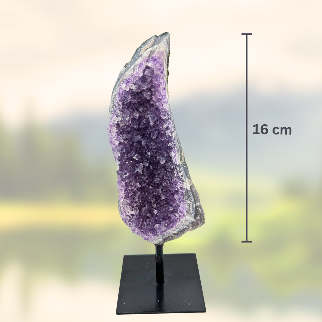 Amethyst‑Stein auf Ständer - Größe M