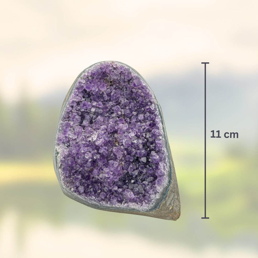 Amethyst‑Stein mit poliertem Rand - Größe L