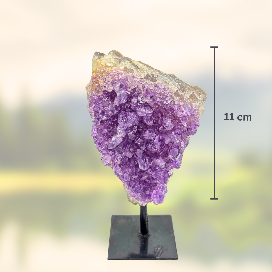 Amethyst‑Stein auf Ständer - Größe S