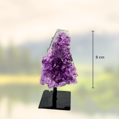 Amethyst‑Stein auf Ständer - Größe S
