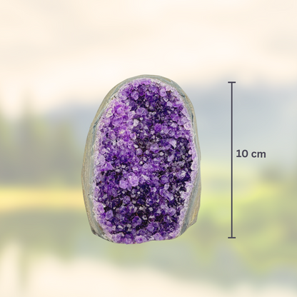 Amethyst‑Stein mit poliertem Rand - Größe S