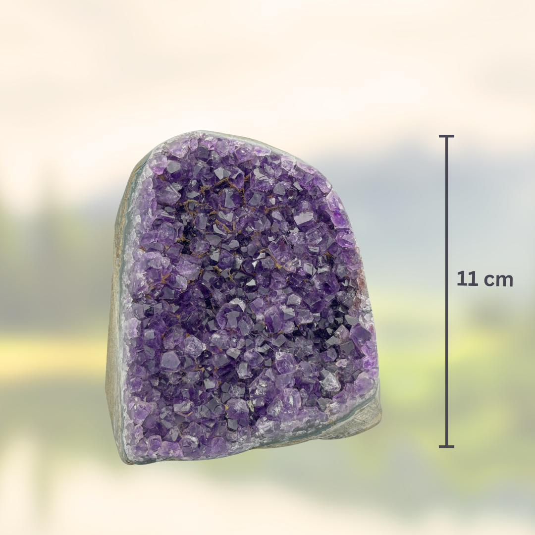 Amethyst‑Stein mit poliertem Rand - Größe M