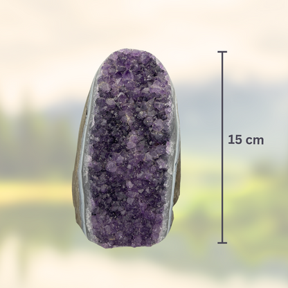 Amethyst‑Stein mit poliertem Rand - Größe L