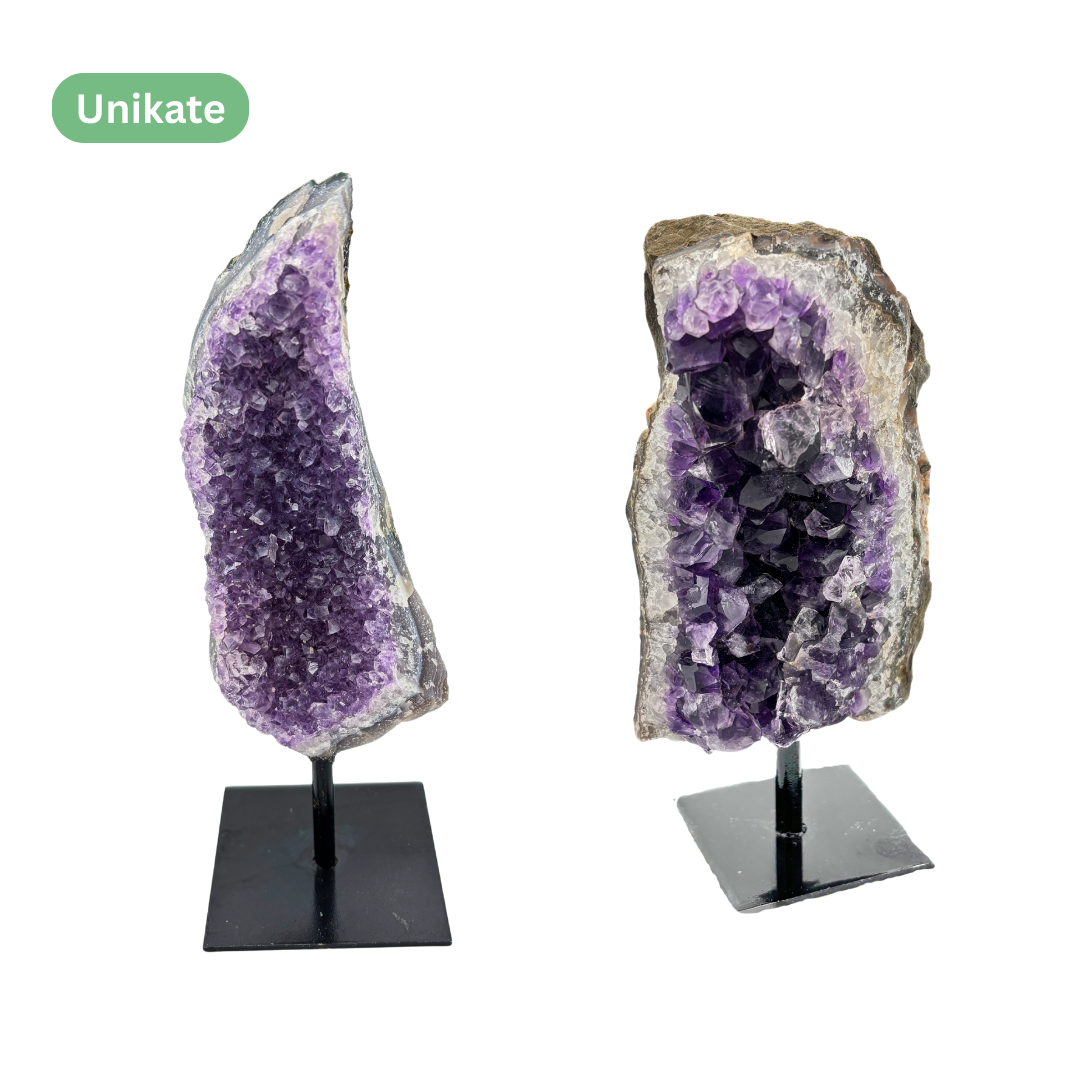 Amethyst‑Stein auf Ständer - Größe M